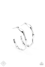 Load image into Gallery viewer, Coveted Curves - Silver
